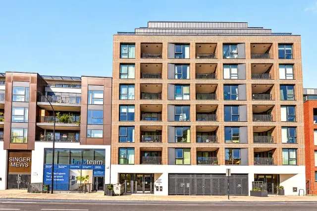 Clapham Road, Brixton, SW9, photo 1