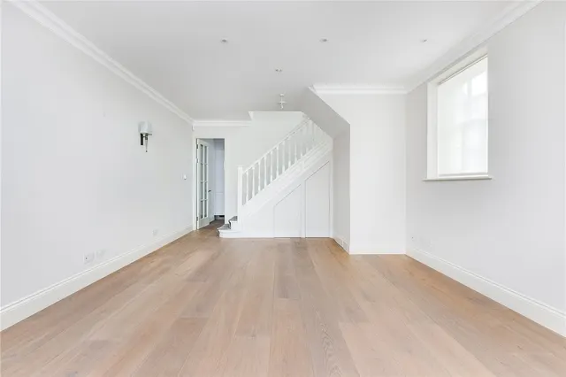 Chester Square, Knightsbridge, SW1W, photo 1