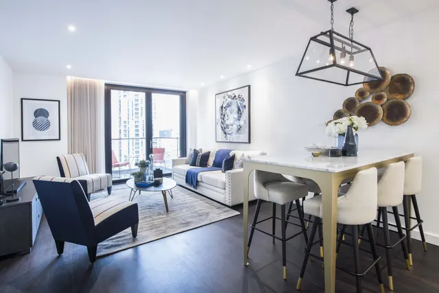 3 bedroom flat, bathrooms, SW11