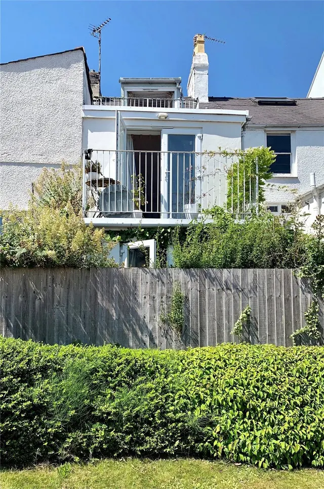 Garth Road, Bangor, LL57, photo 3