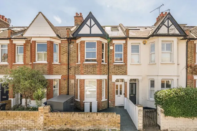 Darwin Road, W5, photo 1