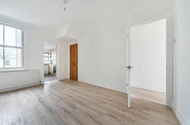 Photo 3 — Woodside Road, Sidcup, DA15 7JG