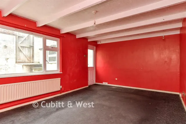 Carden Avenue, Patcham, BN1, photo 2