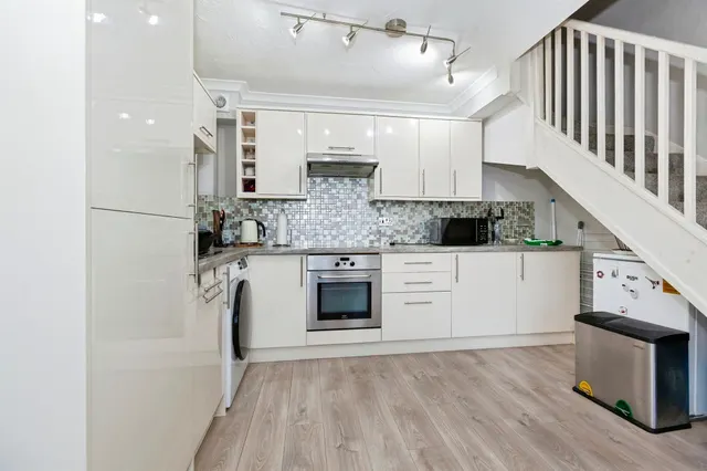 Penn Road, Datchet, SL3, photo 2
