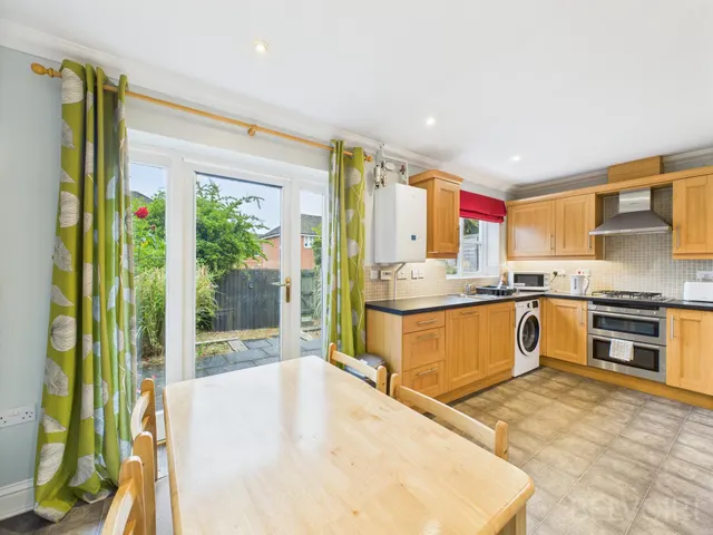 Cotton Lane, Bury St Edmunds, IP33, photo 2