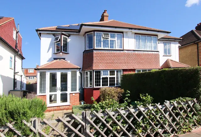 Photo 2 — Chessington Way, West Wickham, West Wickham, BR4 9NX