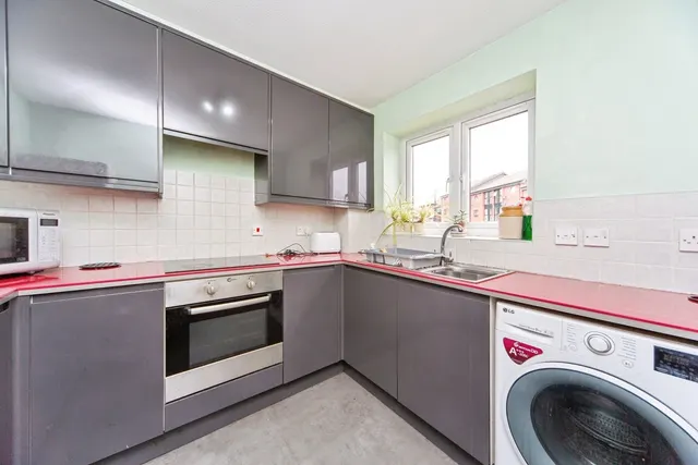 Priory Wharf, Birkenhead, CH41, photo 3