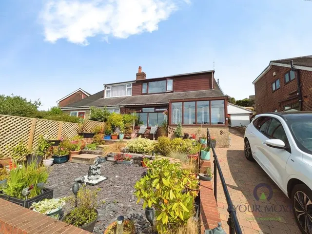 Claytons Close, Springhead, Greater Manchester, OL4, photo 1