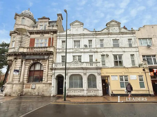 Christchurch Road, Bournemouth, BH1, photo 1