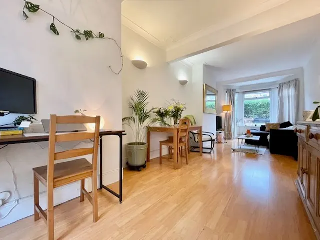 Photo 2 — Dunbar Road, London N22 5BG