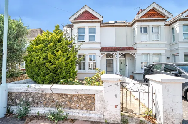 Westcourt Road, Worthing, BN14, photo 1