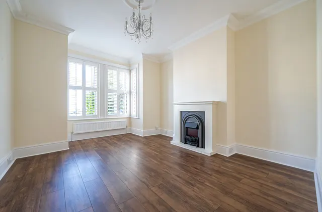 Westcourt Road, Worthing, BN14, photo 2