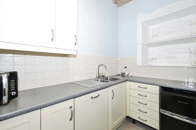 Station Road, Balsall Common, CV7, photo 2