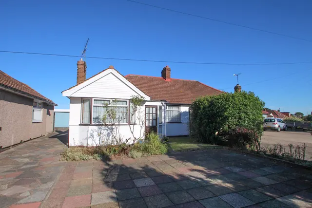 Brampton Road, Bexleyheath, photo 1