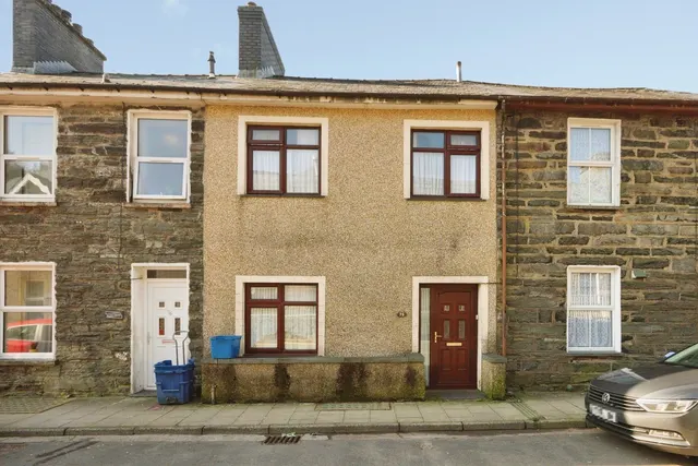 High Street, Blaenau Ffestiniog, LL41, photo 1