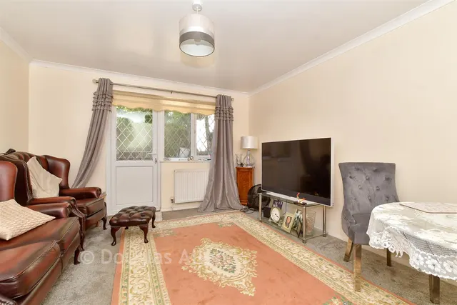 Wellington Mews, Billericay, CM12, photo 3