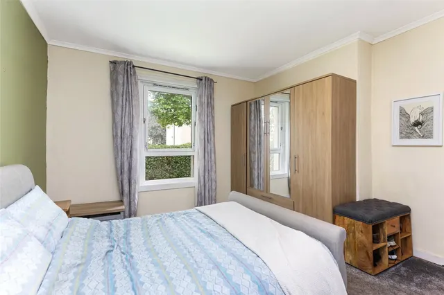 Burghead Drive, Glasgow, G51, photo 3
