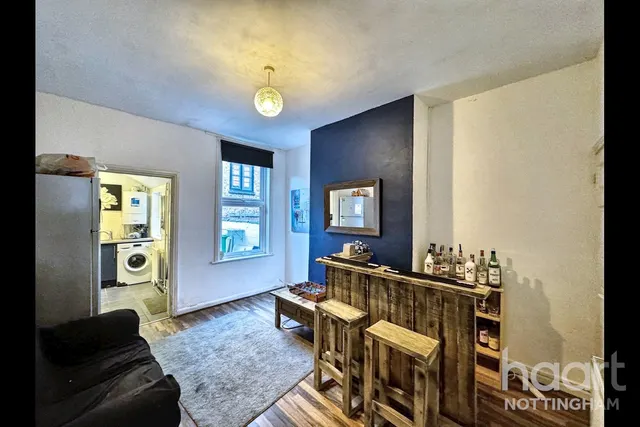 Perlethorpe Avenue, Sneinton, NG2, photo 2