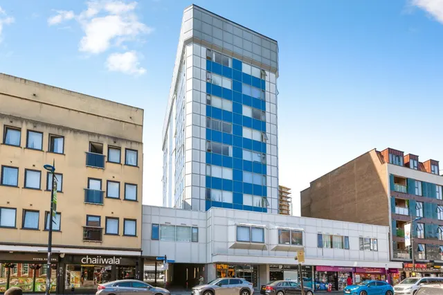 High Street, Slough, SL1, photo 1