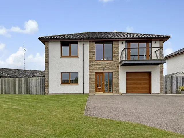 Mason Haugh Rise, Burghead, Elgin, photo 1