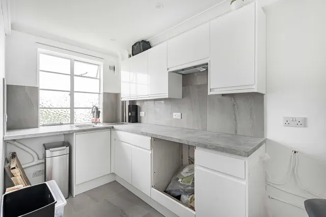 Corner Fielde, Streatham Hill, SW2, photo 3