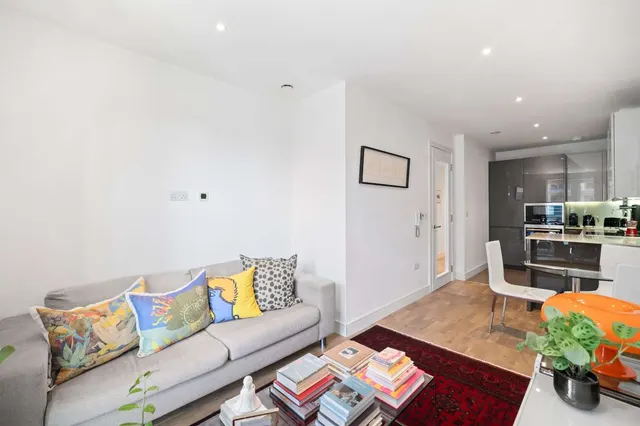 Photo 3 — Jasmine House, Juniper Drive, London, SW18 1GL