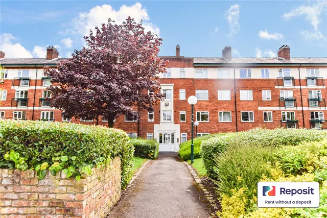 Redmires Court, St James Park, M5, photo 1