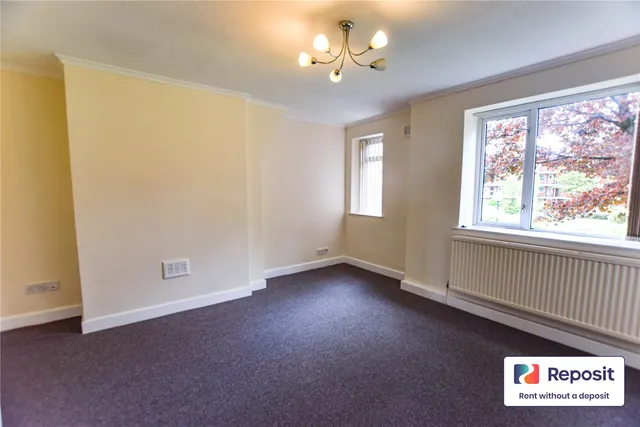 Redmires Court, St James Park, M5, photo 3