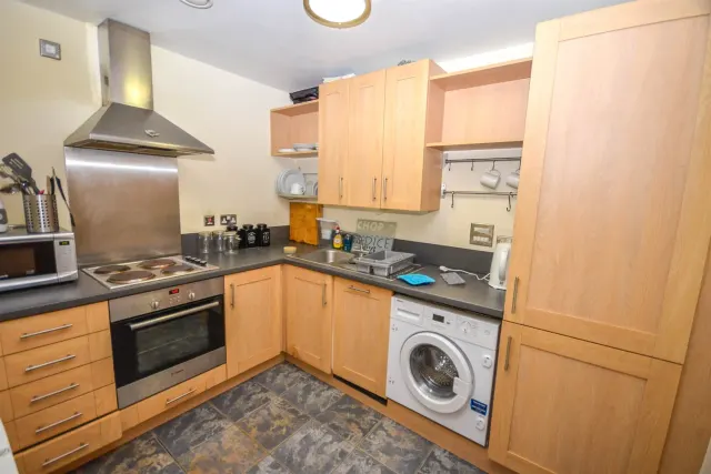 Mill Road, Gateshead, NE8, photo 3