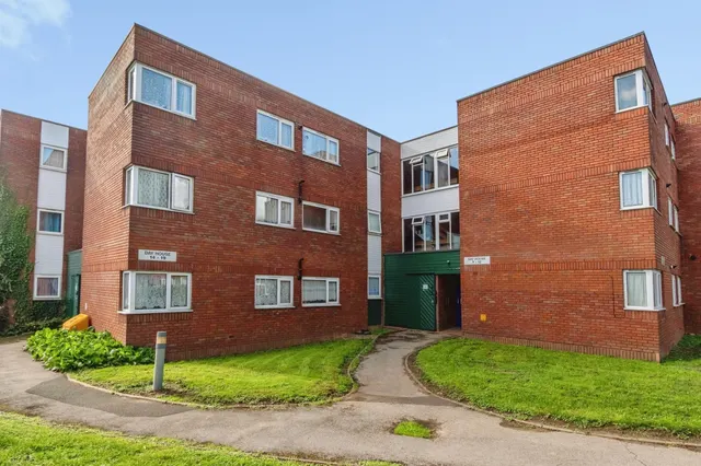 Spring Street, Ocker Hill, DY4, photo 1