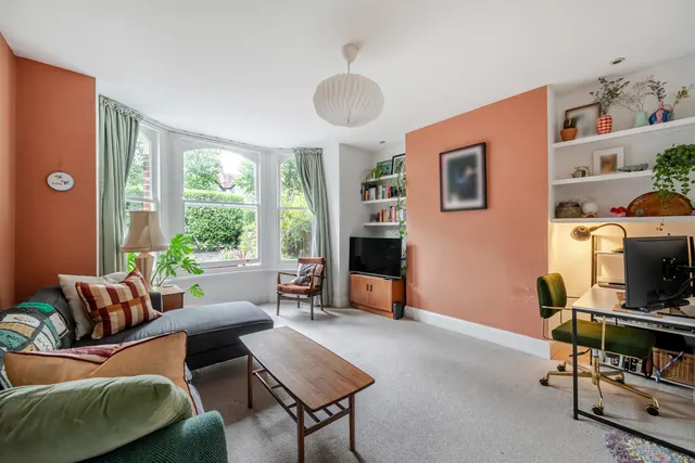 Lordship Lane, SE22, photo 1