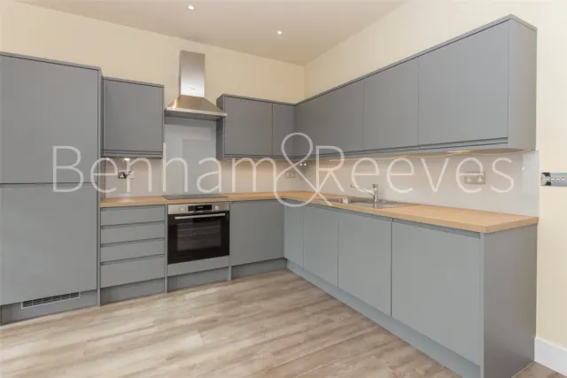 Carlyle Road, Ealing, W5, photo 2