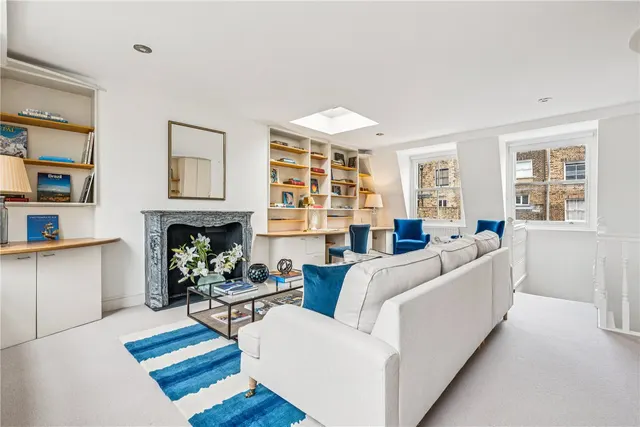 Photo 3 — Courtnell Street, London, W2