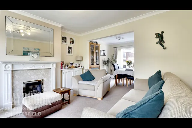 Bateman Close, Chesterfield, photo 3