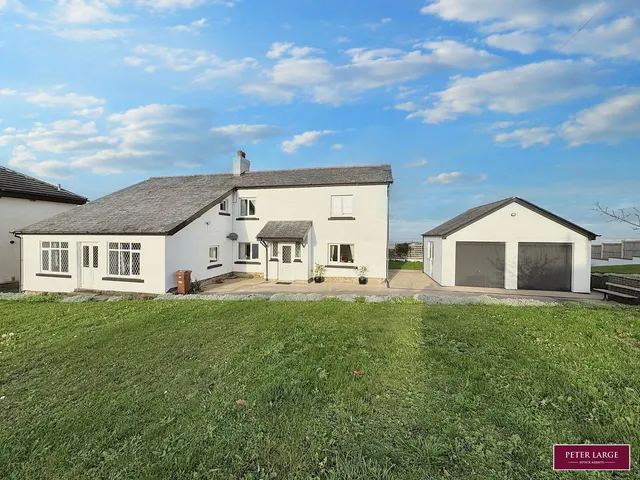 Penyffordd, Holywell, Flintshire, CH8 9HH, photo 1