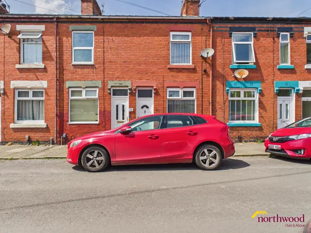 Stanley Road, Hartshill, ST4, photo 1