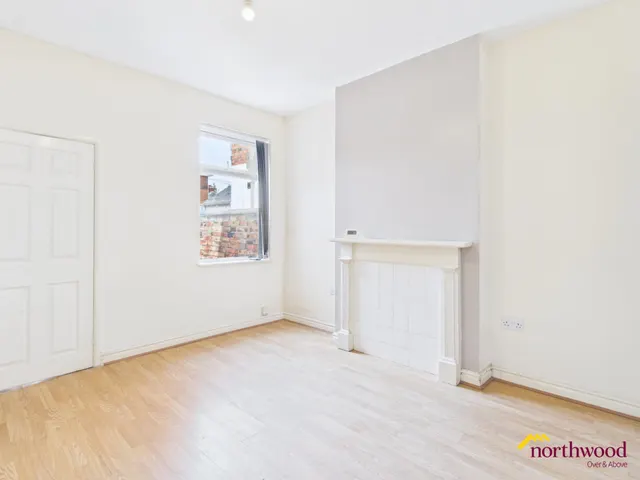 Stanley Road, Hartshill, ST4, photo 3