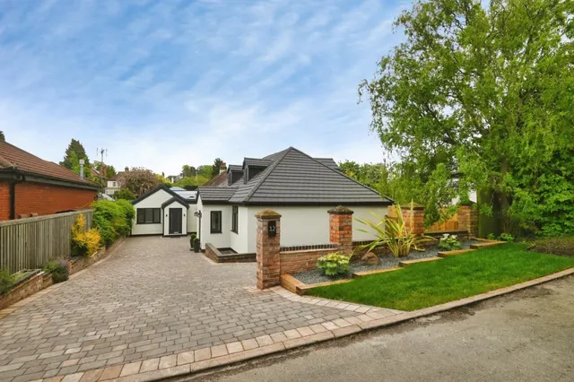 12 The Dell, Tamworth, photo 1