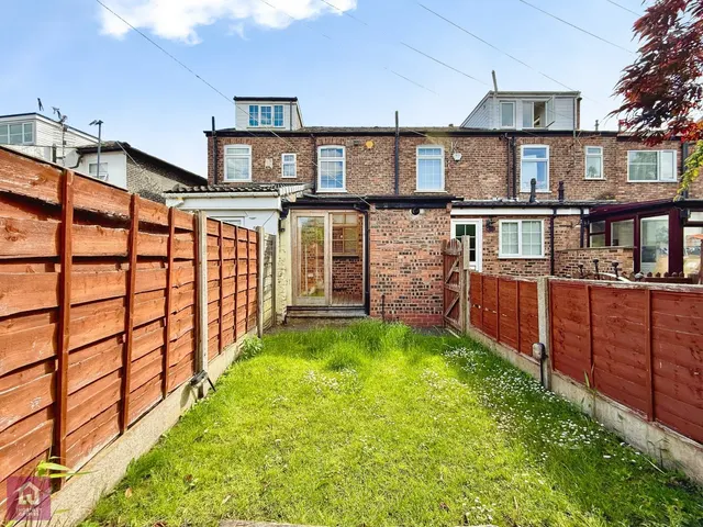 Oakfield Street, Altrincham, WA15, photo 2