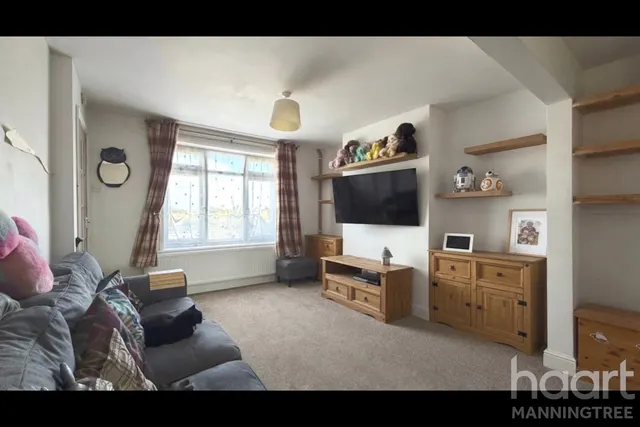 Clacton Road, Horsley Cross, CO11, photo 2