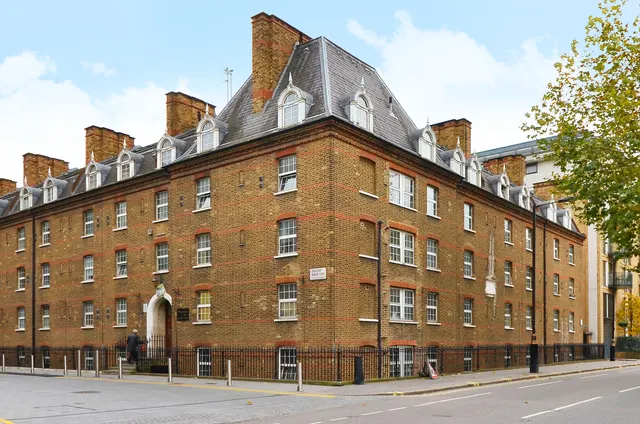15 Gatliff Close, Ebury Bridge Road, London, photo 1
