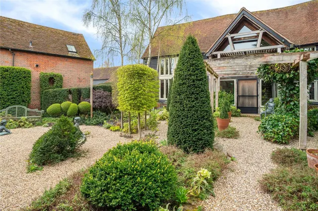 Kettle Green Lane, Much Hadham, Hertfordshire, SG10 6AE, photo 1