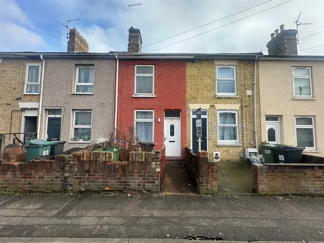 Gladstone Street, Peterborough, photo 1