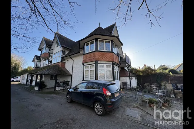 Bath Road, Maidenhead, SL6, photo 1