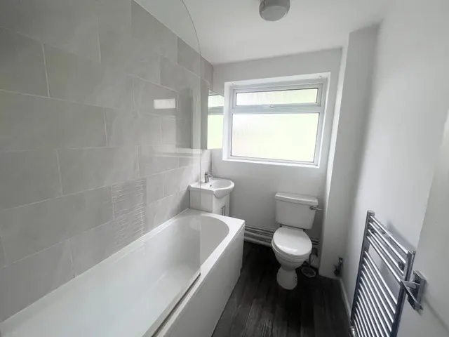 Market Place, Whitwick, LE67, photo 3