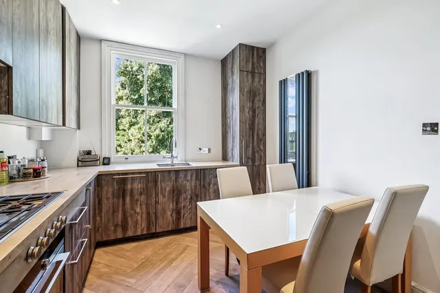 Photo 3 — Ifield Road, Chelsea, London, SW10 9AA