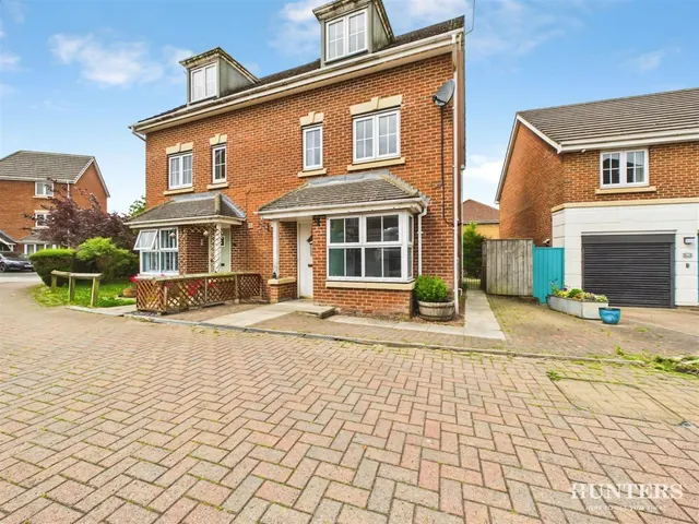 Fenwick Way, Consett, photo 1
