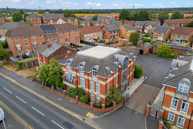 Photo 2 — Richmond Court, Widnes, Widnes, WA8 3HA