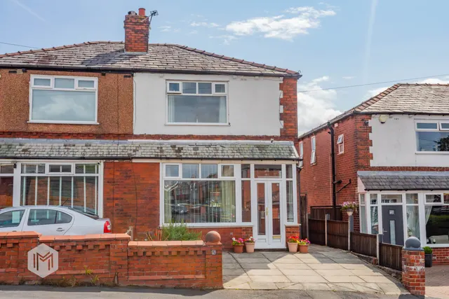 Brentford Avenue, Bolton, BL1 6EW, photo 1