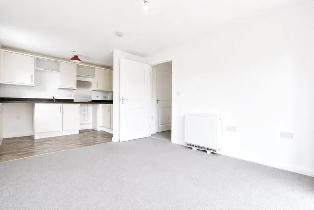 Albert Way, East Cowes, PO32, photo 2